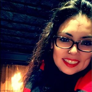 Meet your Posher, Patricia